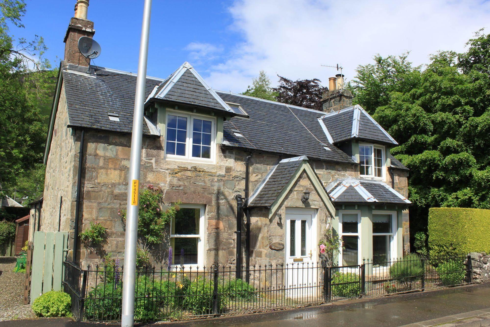 Glenalbyn Cottage St Fillans Luaran gambar