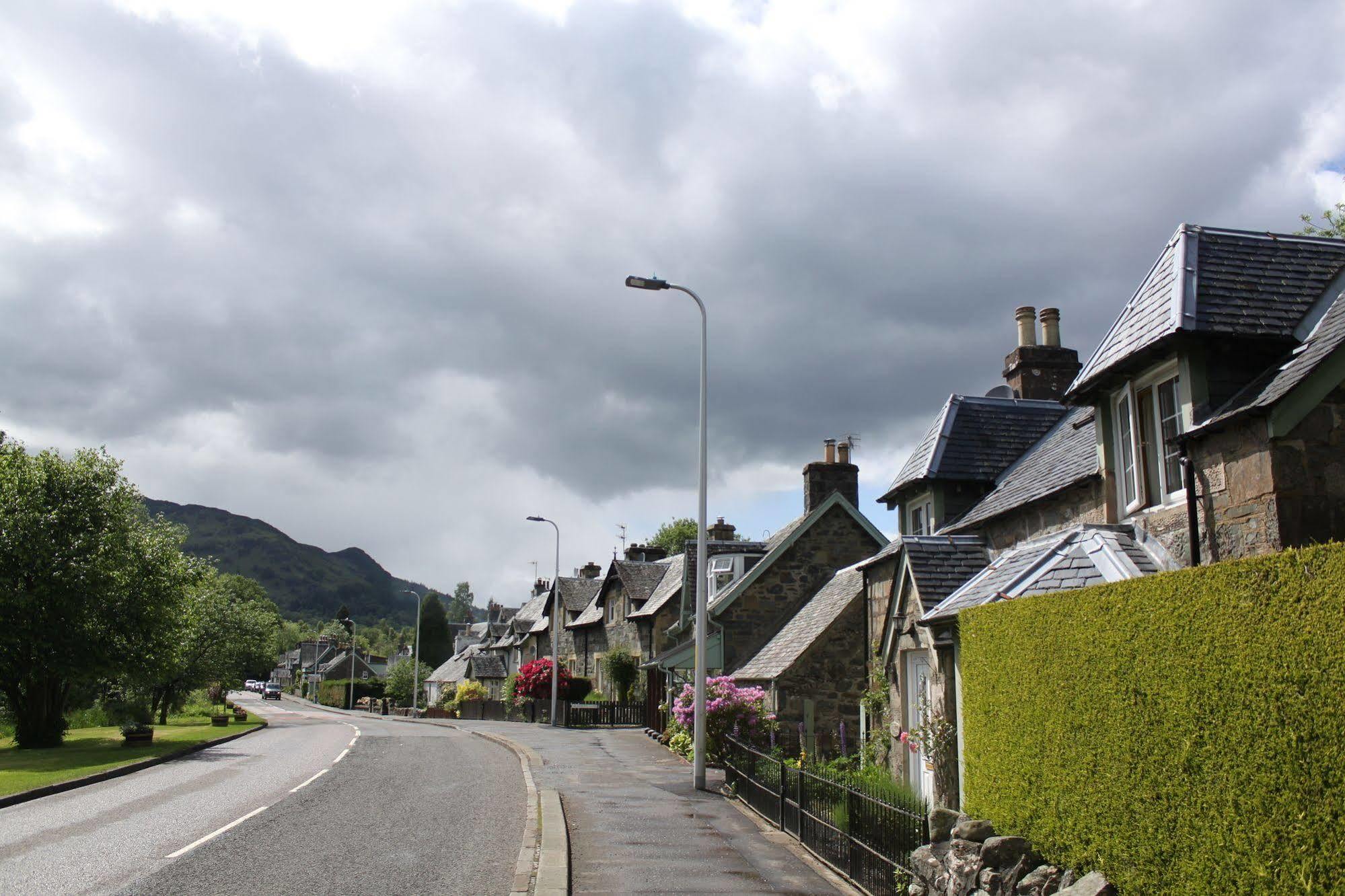 Glenalbyn Cottage St Fillans Luaran gambar